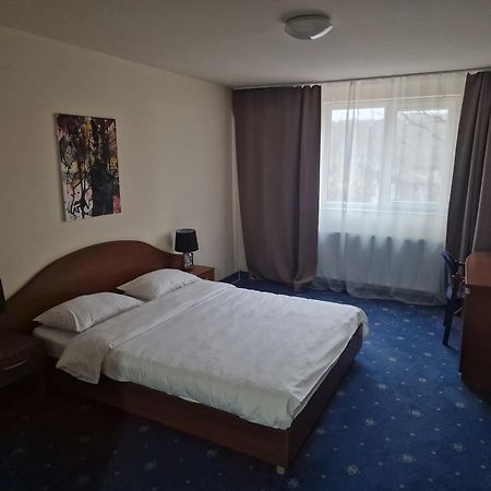 Eden Apart otel Temeşvar Dış mekan fotoğraf