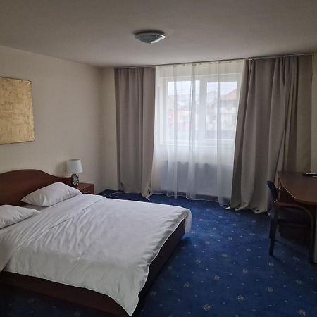 Eden Apart otel Temeşvar Dış mekan fotoğraf