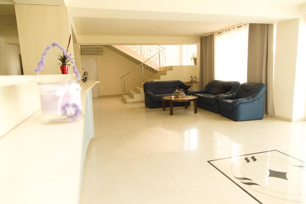 Eden Apart otel Temeşvar Dış mekan fotoğraf
