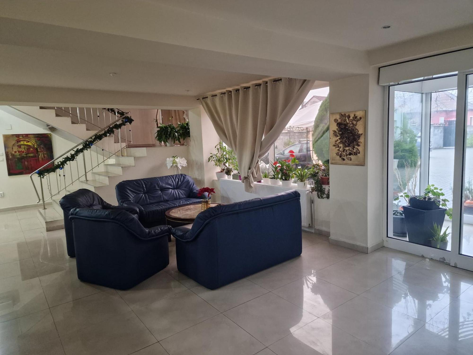 Eden Apart otel Temeşvar Dış mekan fotoğraf